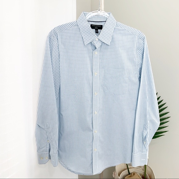 Banana Republic Other - Banana Republic Non Iron Classic Fit Dress Shirt
